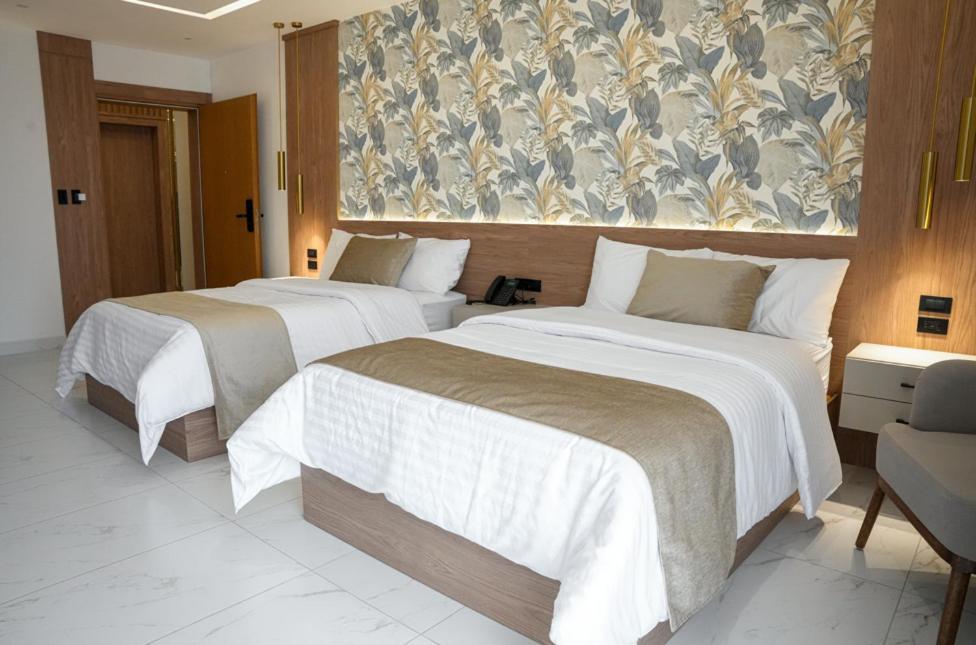 Noea Hotel Pinas 외부 사진