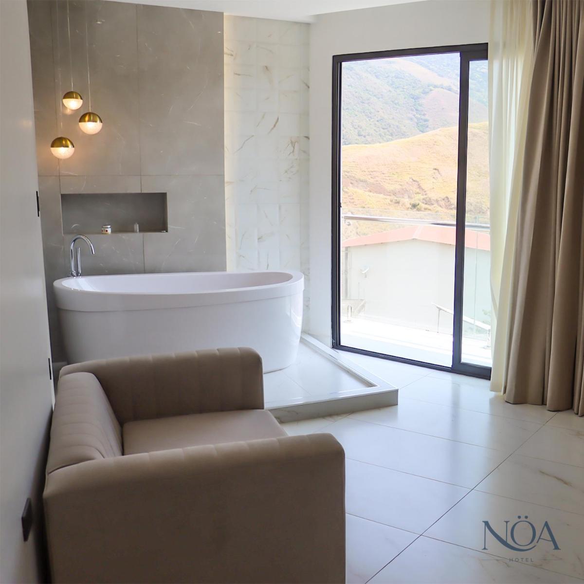 Noea Hotel Pinas 외부 사진